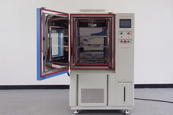 lib_full_range_of_temperature_and_environmental_test_chambers.jpg