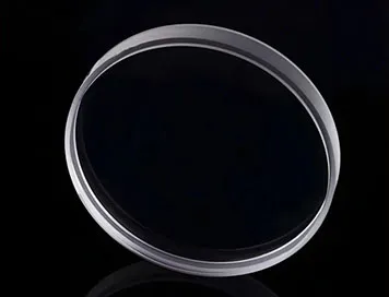 اختبار قرص PMMA في غرفة اختبار الزينون: بساعات من ضوء الشمس في المختبر