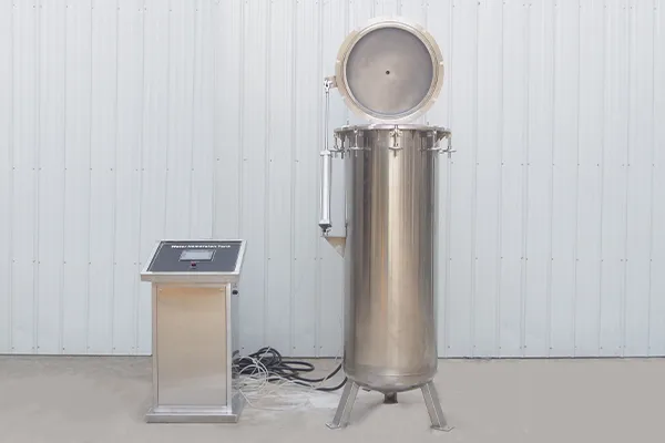 الغوص في الدقة: غرفة اختبار غمر الماء LIB لـ IPX7 و IPX8